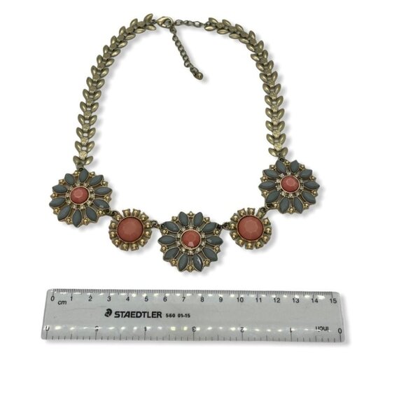 Vintage Floral Statement Necklace Coral & Gray Accents Beach Vacation Boho Chic - Picture 4 of 4